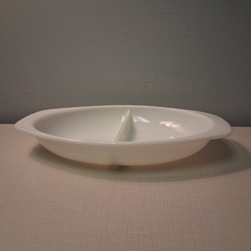 Pyrex white milk glass - pyrex, oval
