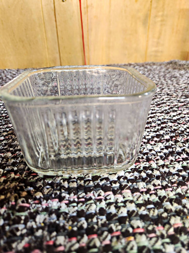 Clear ribbed glass - clear, dish